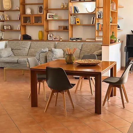 Willa Nicoletta Garlenda